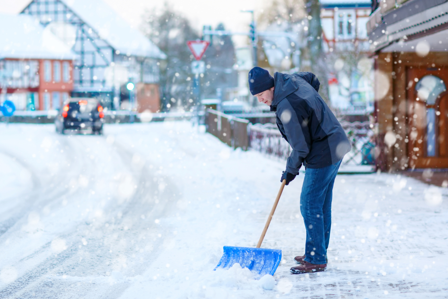 24 Stunden Winterdienst Zu Fairen Preisen.
